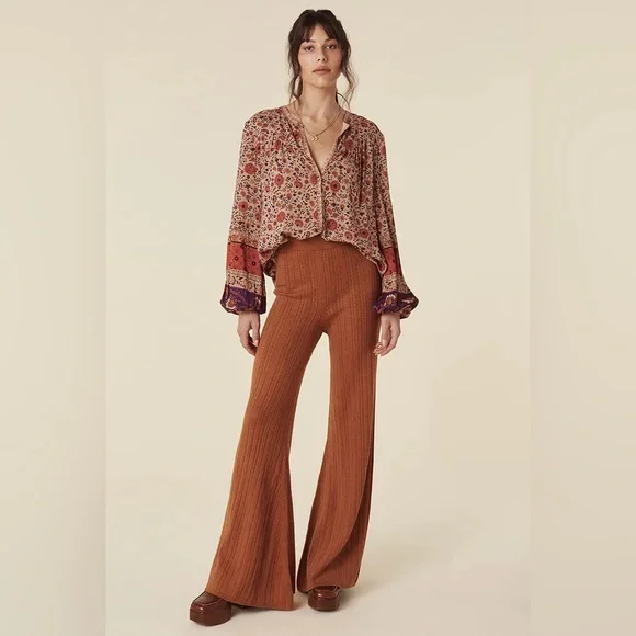 Brooklyn Bells in Ginger - Picture 1 of 12